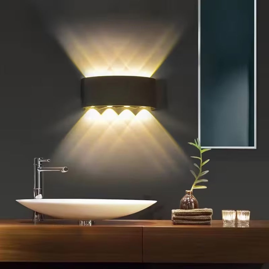 APLICA DE PERETE 8 LED-URI BIDIRECTIONALE INTERIOR-EXTERIOR 8W